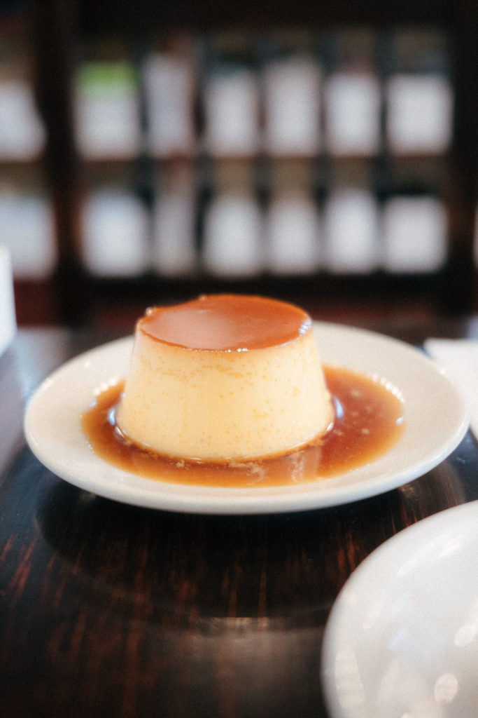 名古屋・錦　キティ珈琲店　レトロなプリン