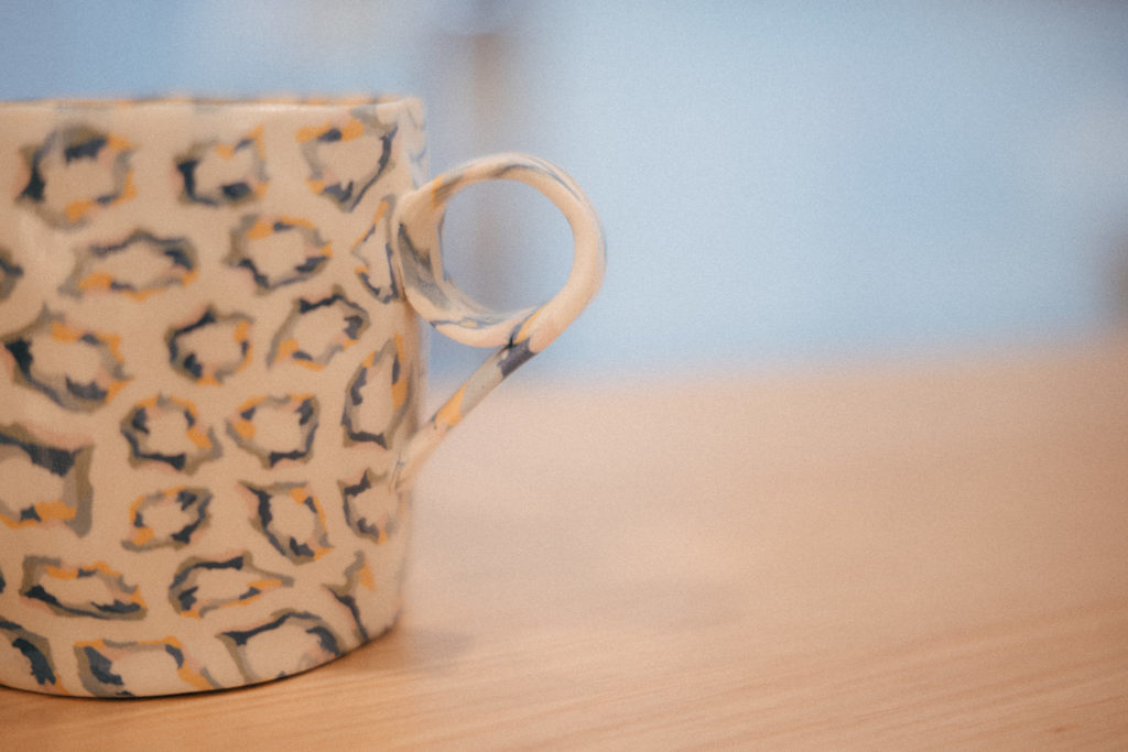 更紗窯のコップ　瀬戸焼